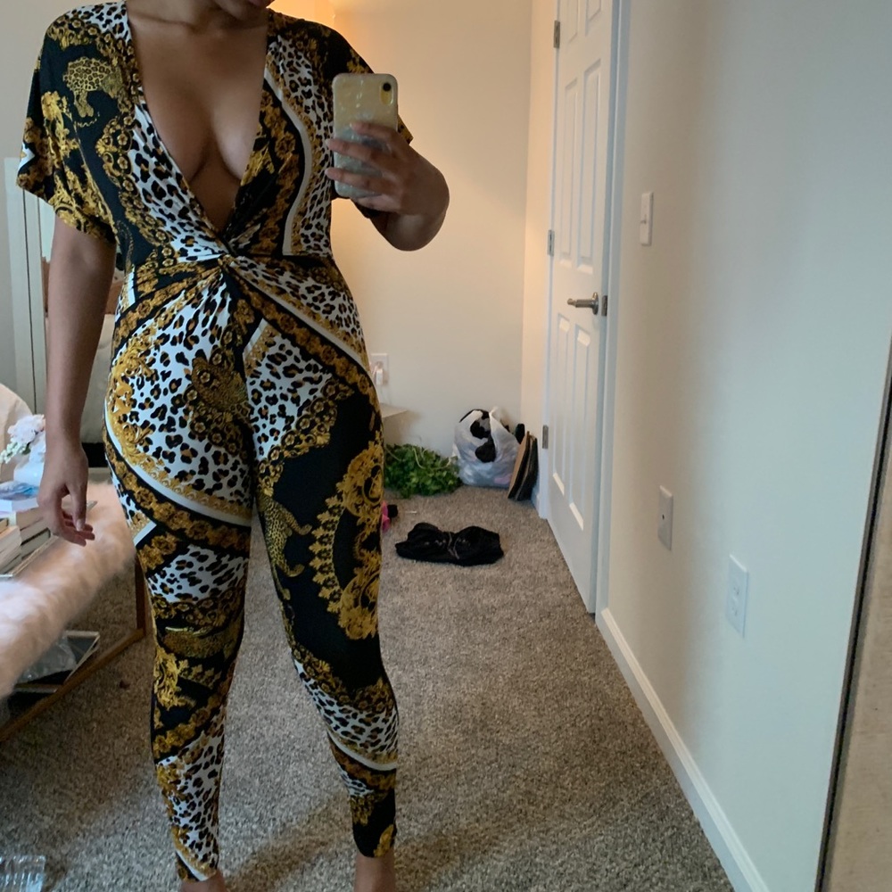 Fashion Nova Jumpsuit M